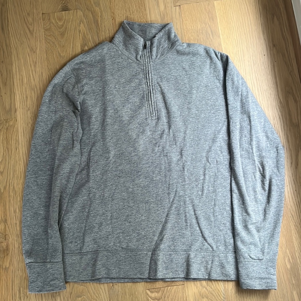 Men’s J.Crew lightweight three-quarter zip; size Medium